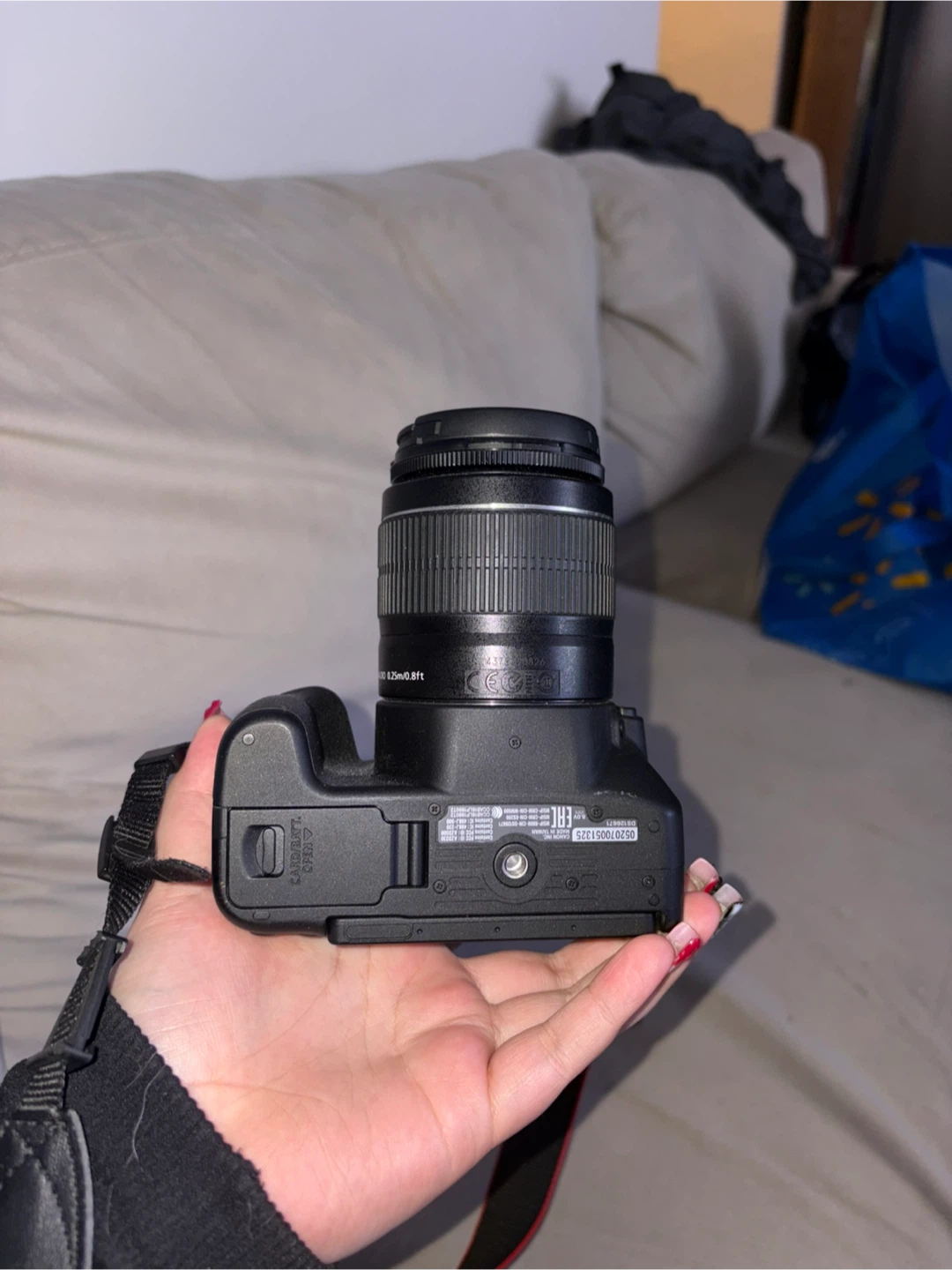 Canon EOS Rebel SL2 with Lens - photo 3