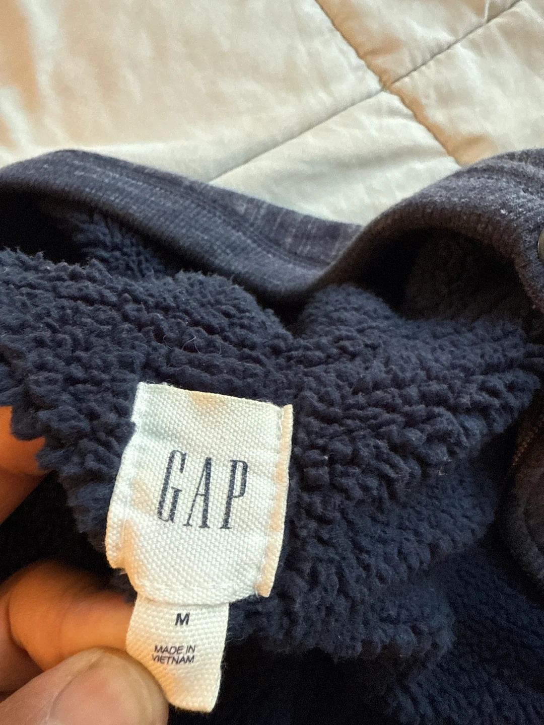 GAP Sherpa Lined Zip-Up Hoodie - Men's Medium - photo 3