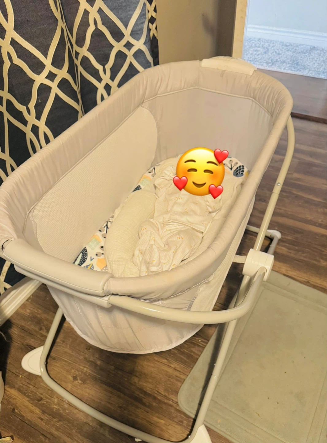 Graco Pack 'n Play Portable Bassinet