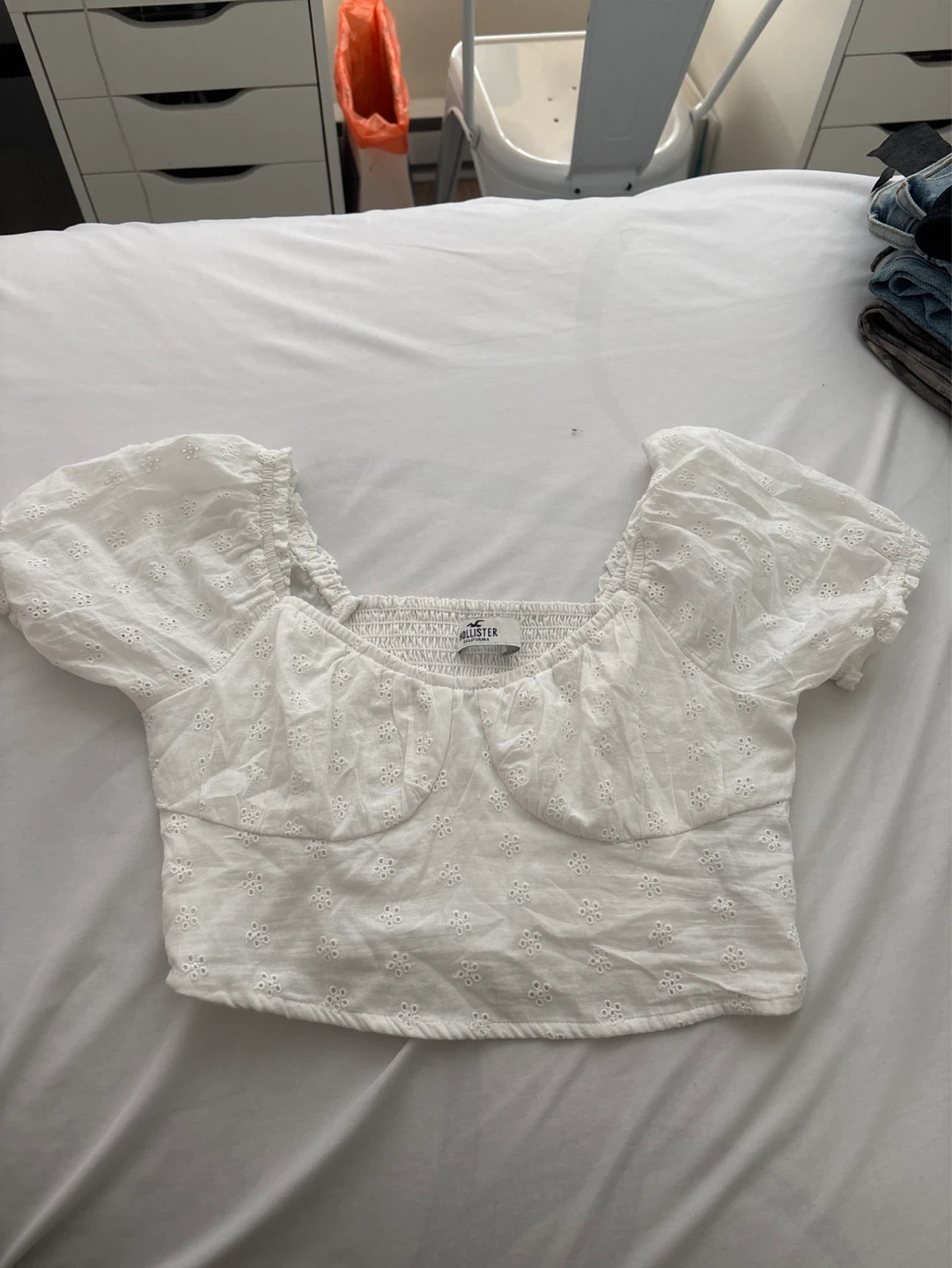 Hollister White Eyelet Cropped Top - Size XS