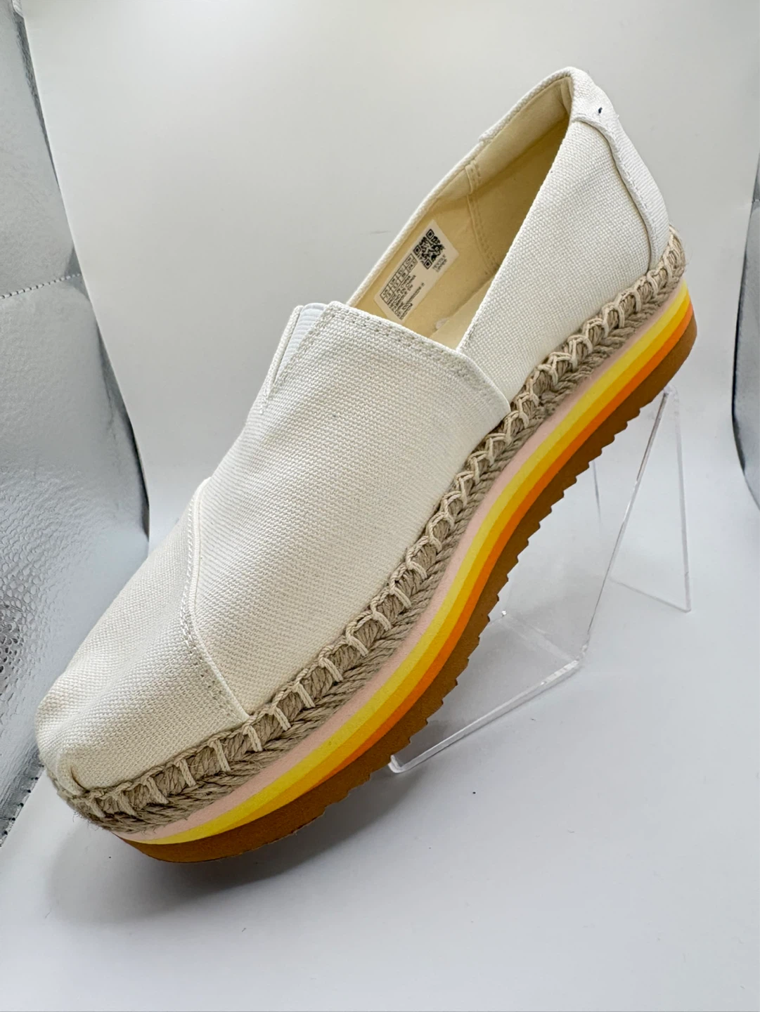 Size 7.5 - NEW w/TAG! TOMS White Espadrille Platform Flats - photo 4