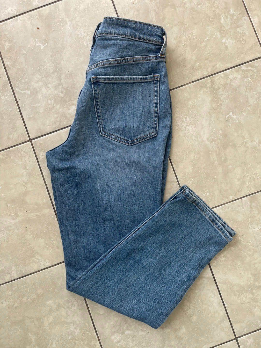 Old Navy High-Rise OG Straight Jeans - Size 6 - photo 2