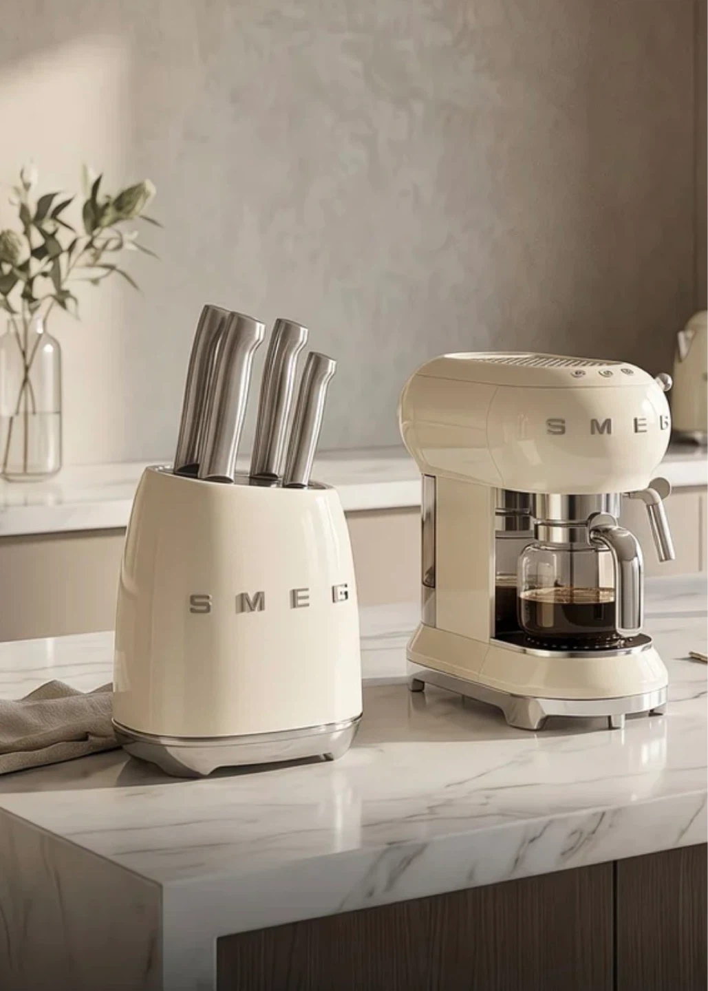 NWT SMEG Cream 4-Piece Knife Set with Block - photo 2