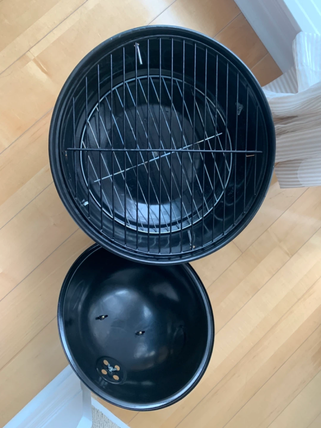 Master Chef Portable Charcoal Kettle BBQ Grill - photo 2