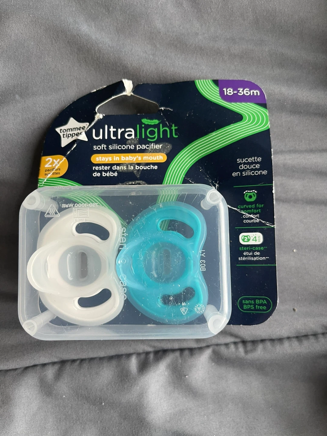 Tommee Tippee Ultralight Soft Silicone Pacifiers 18-36m