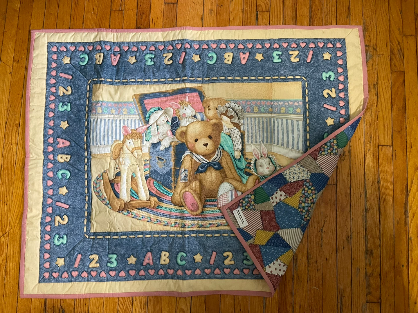 Baby Quilt with Teddy Bear and ABC Border