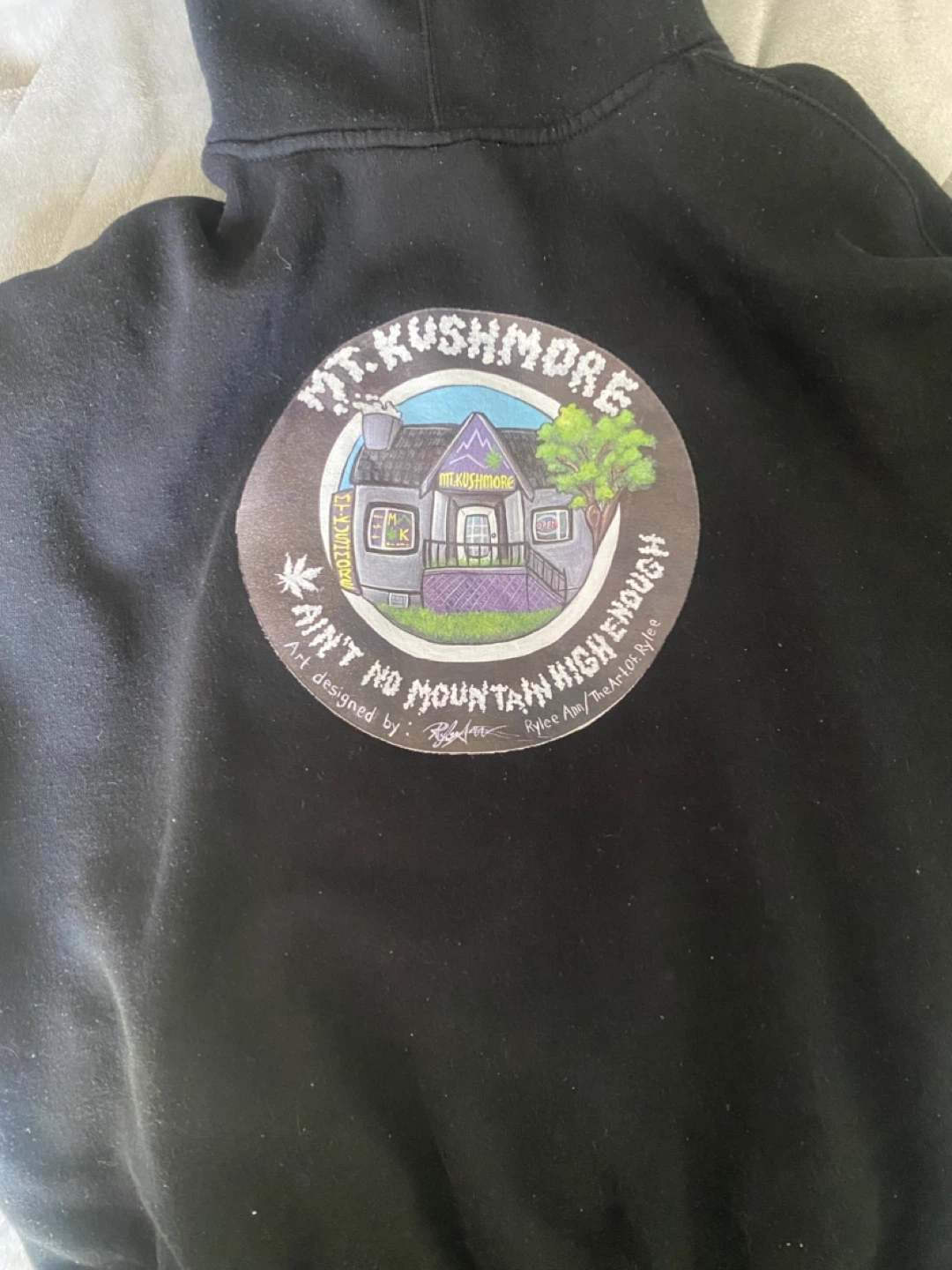 Black thick hoodie - Mt. Kushmore - photo 3