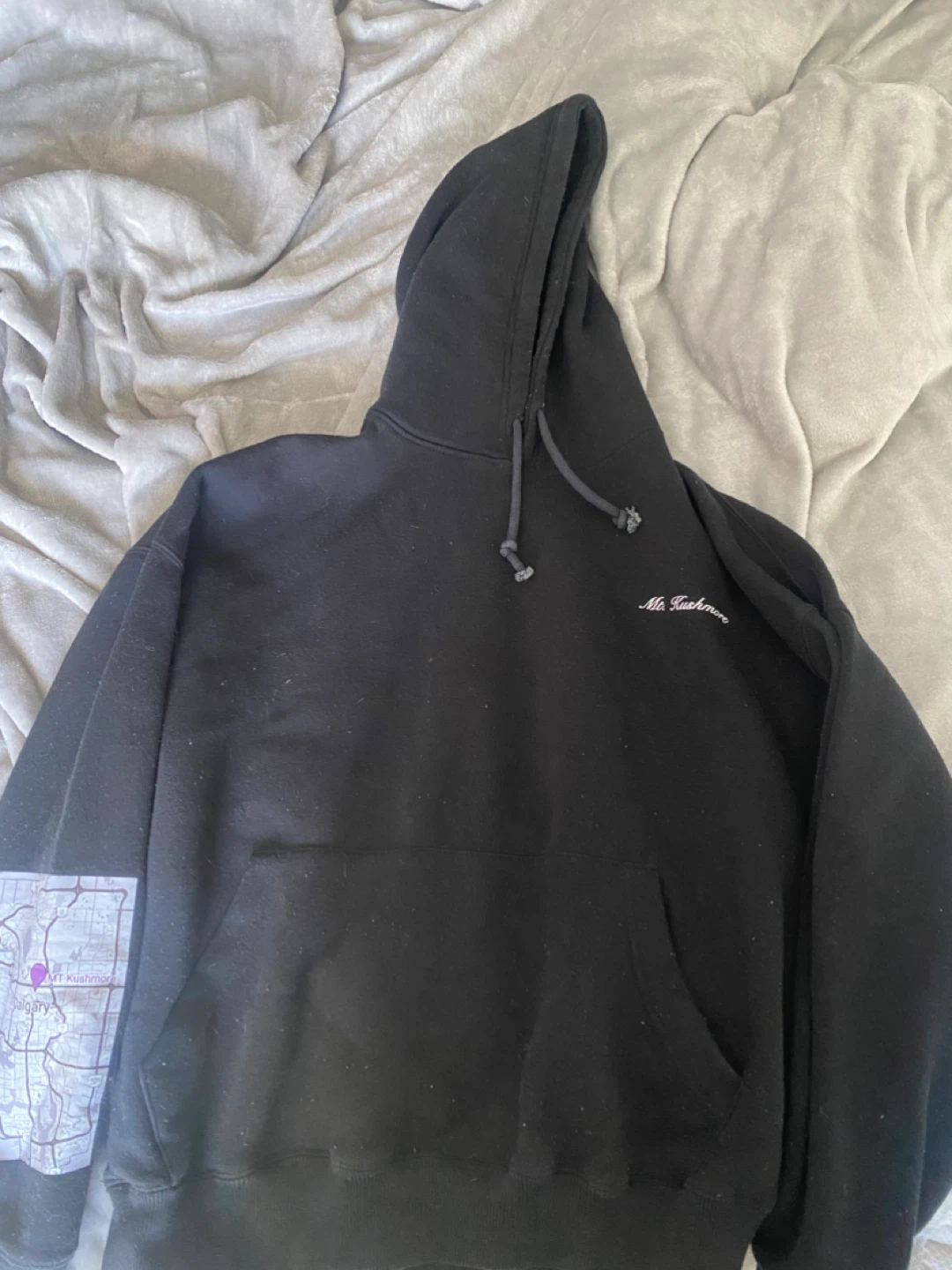 Black thick hoodie - Mt. Kushmore