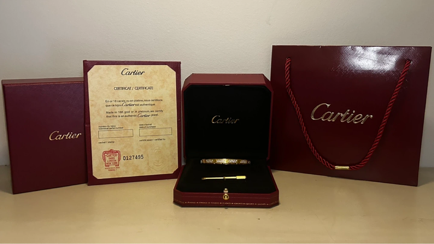 Cartier Love bracelet(120)- Paved diamond