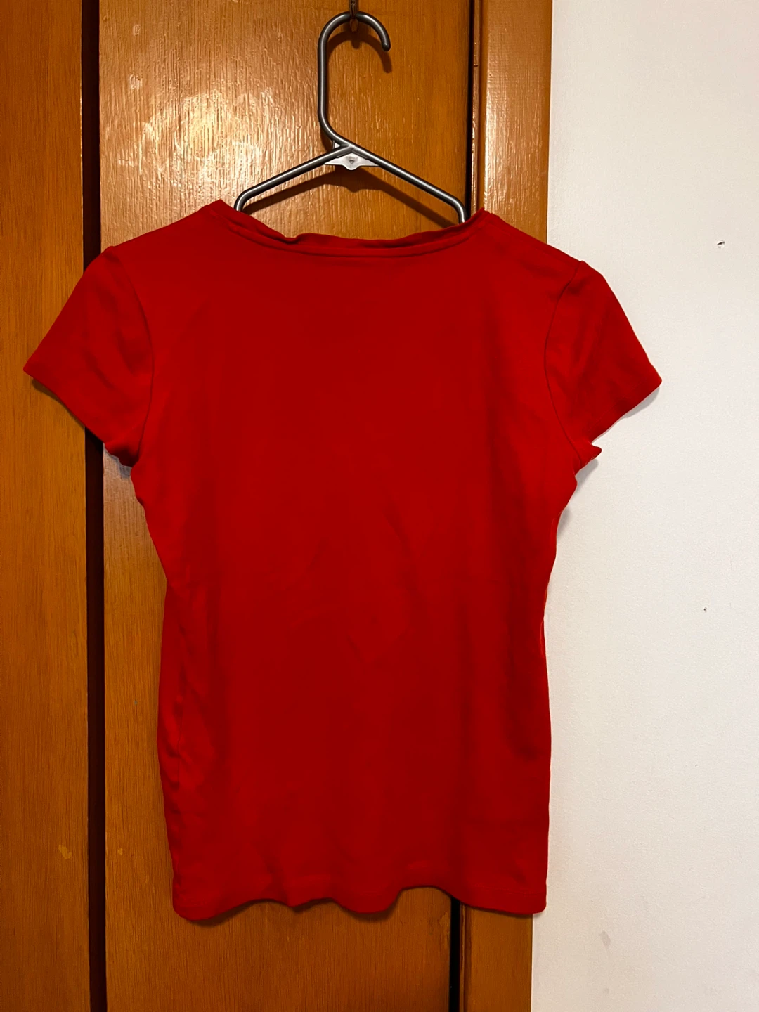 Banana Republic Red V-Neck T-Shirt - photo 2