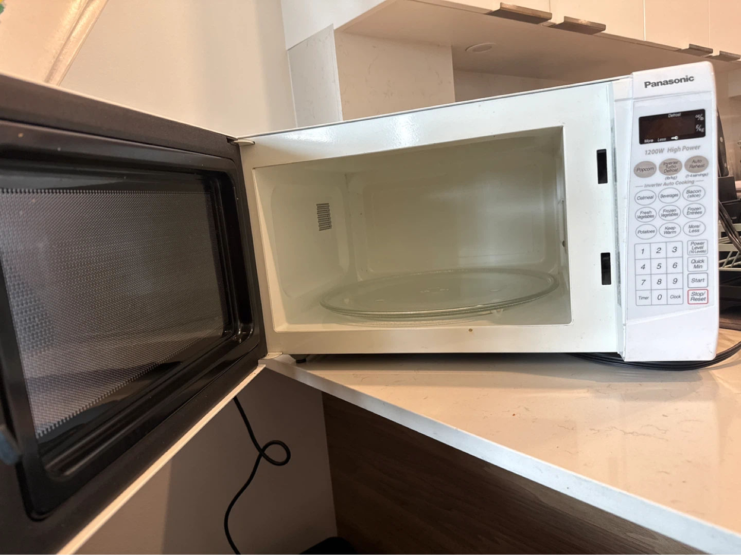 1200W Microwave - photo 2