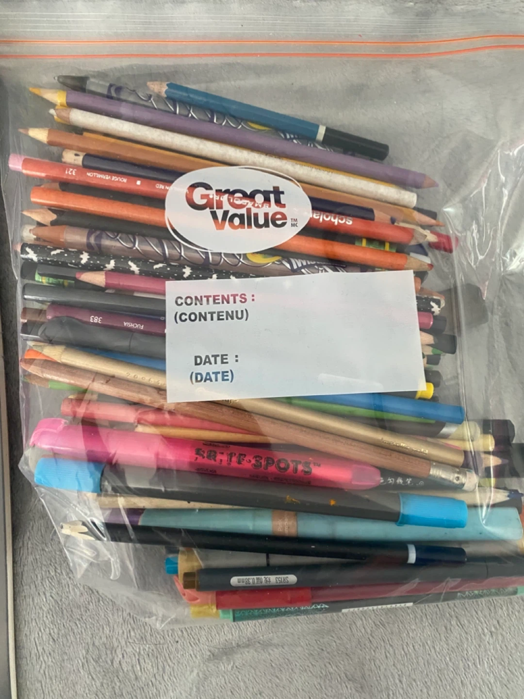 Drawing Supplies Bundle: Pencils, Pens, and Drawing Pad - photo 5