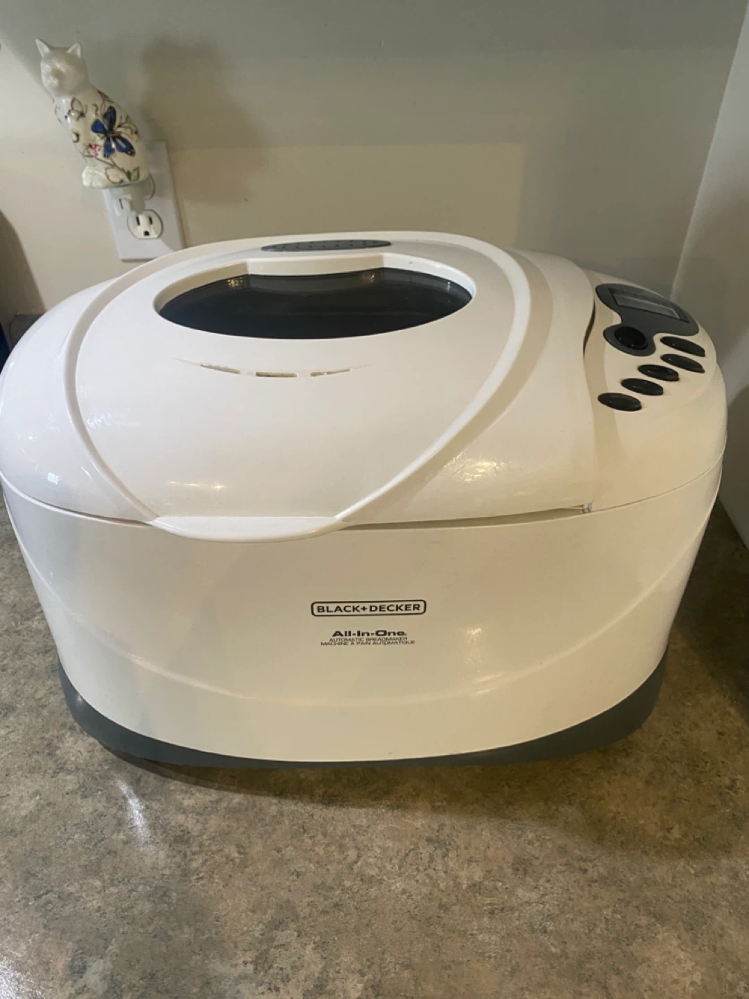 BLACK+DECKER All-in-One Automatic Breadmaker