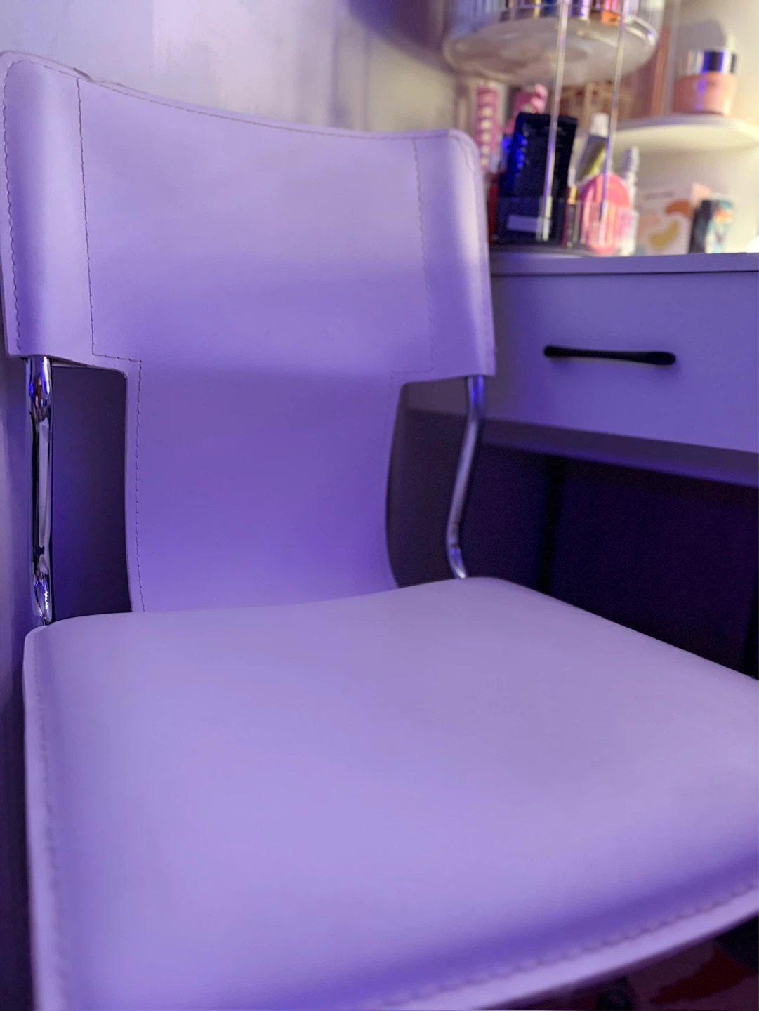 White Desk Chair - photo 4