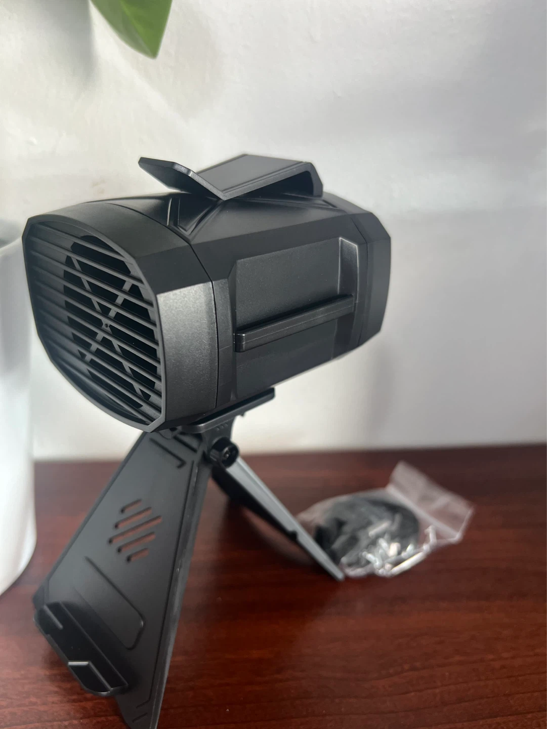Mini Portable Fan - Black with Bracket - photo 4