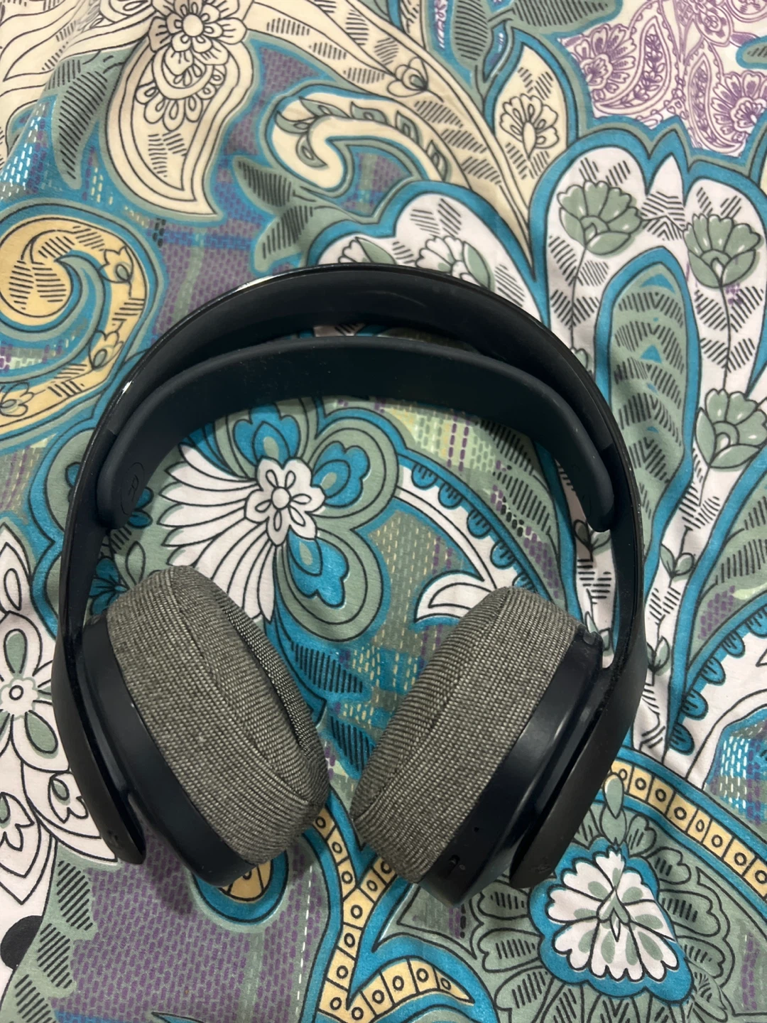 Black Over-Ear Headphones