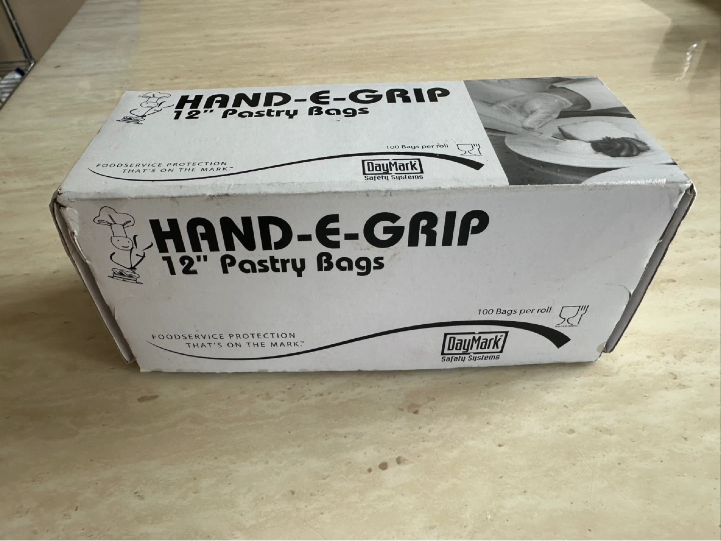DayMark Hand-E-Grip 12" Pastry Bags