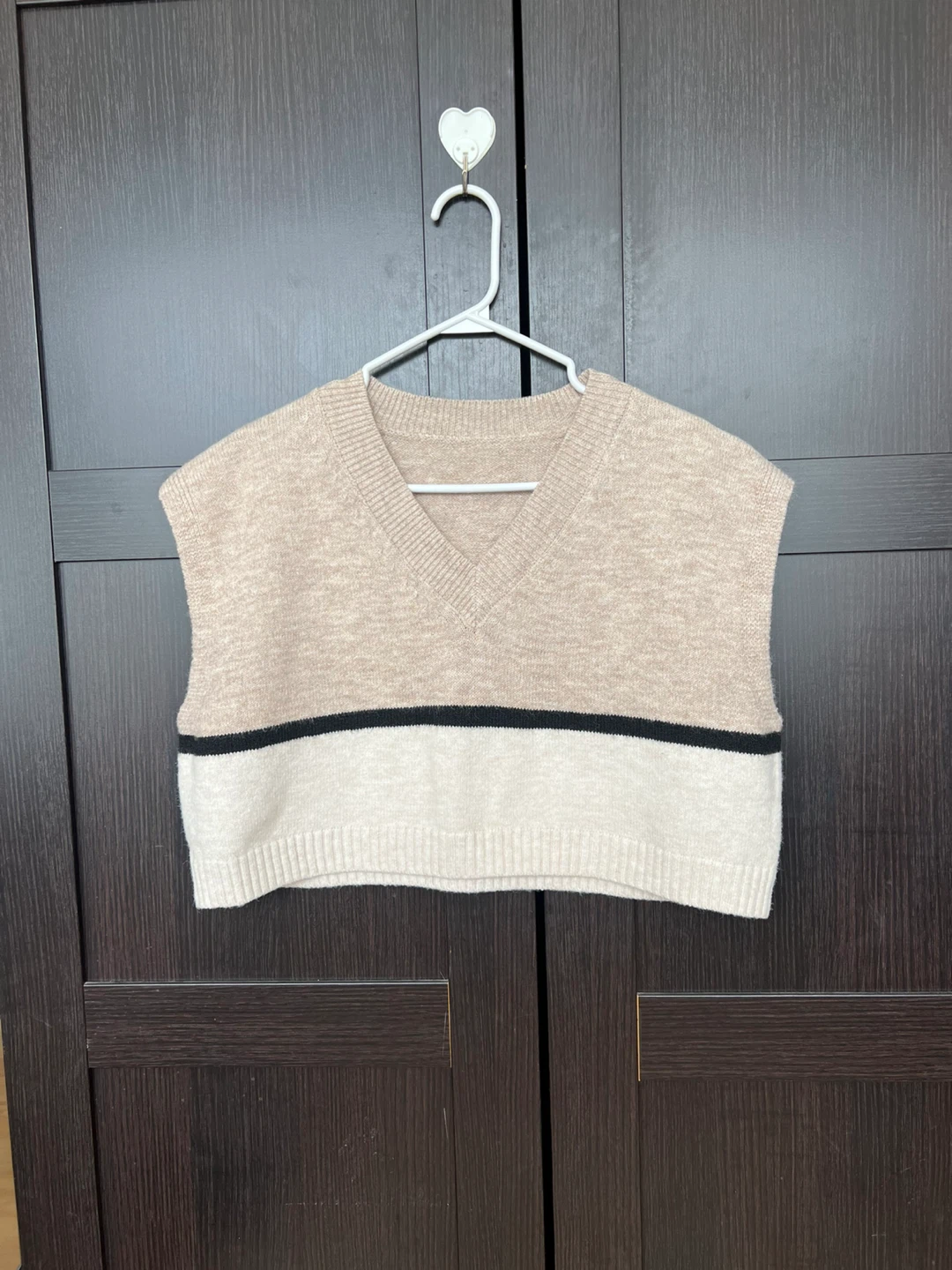 Cropped Knit Vest