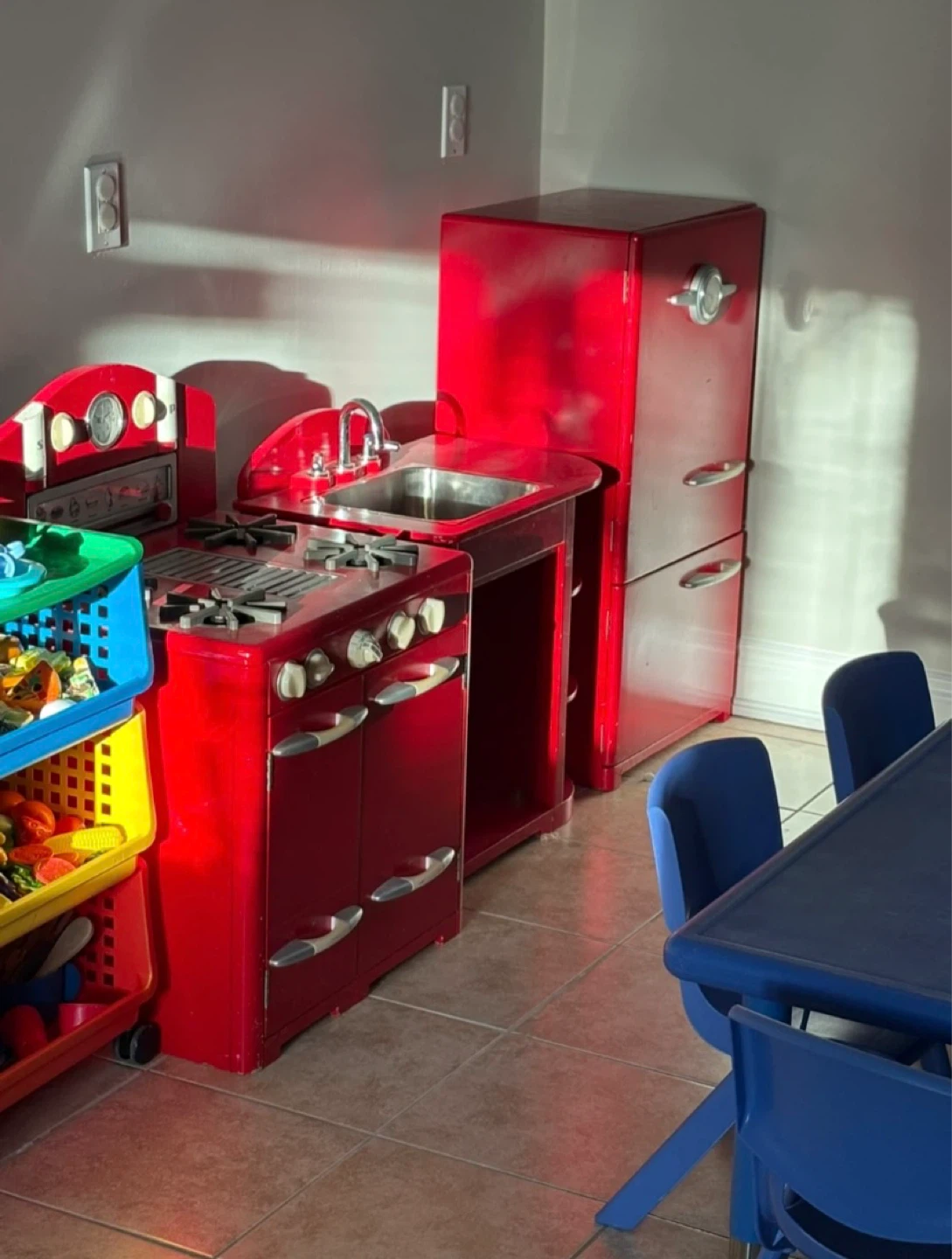 FREE Red Play Kitchen and Refrigerator Set