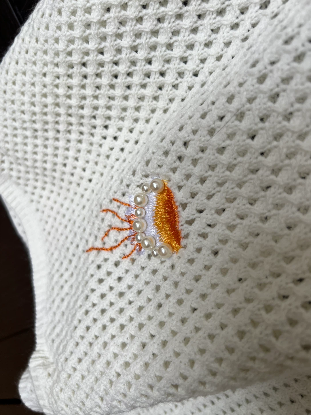 White Knit Polo Shirt with Embroidered Seashells and Coral - photo 4