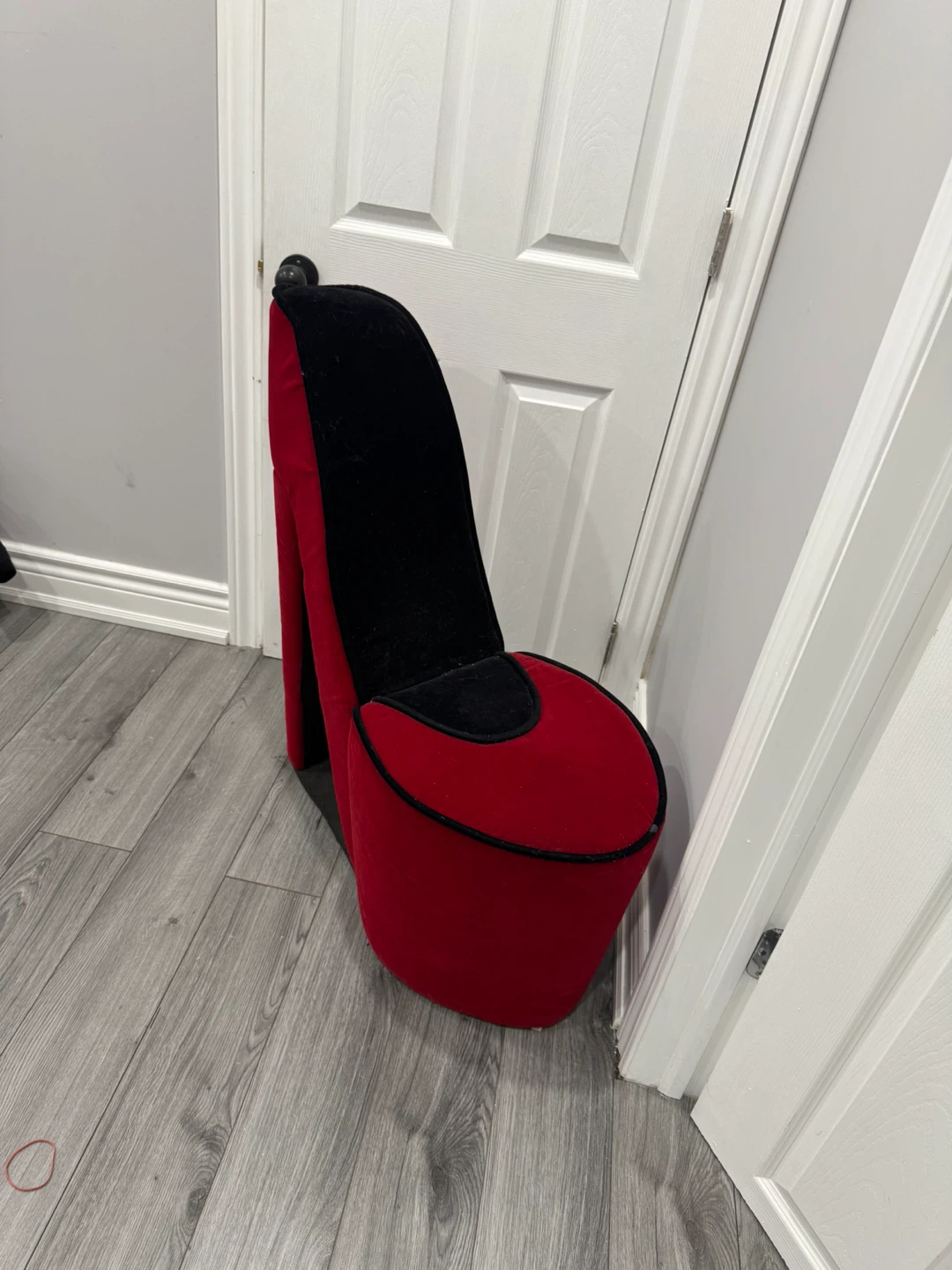 Red High Heel Shoe Accent Chair - photo 3