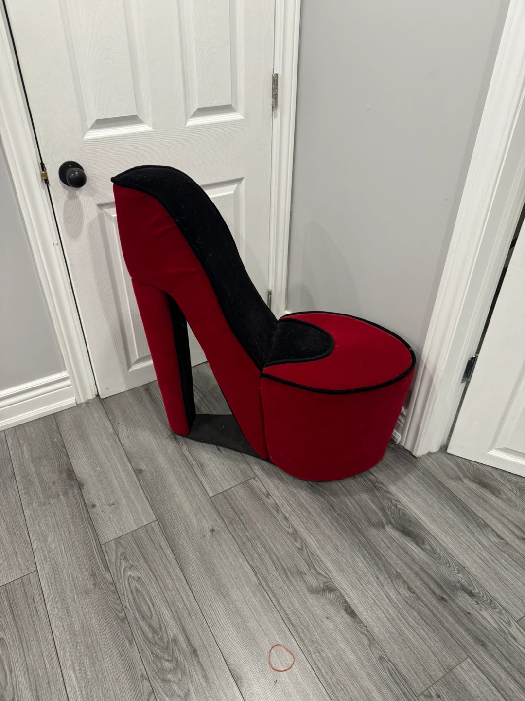 Red High Heel Shoe Accent Chair - photo 2