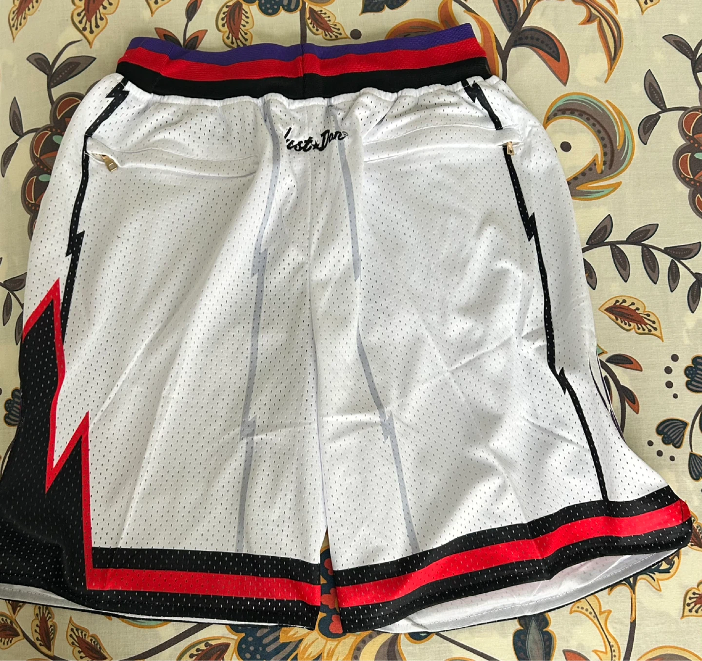 JUST DON Toronto Raptors 1998-99 Basketball Shorts - photo 3