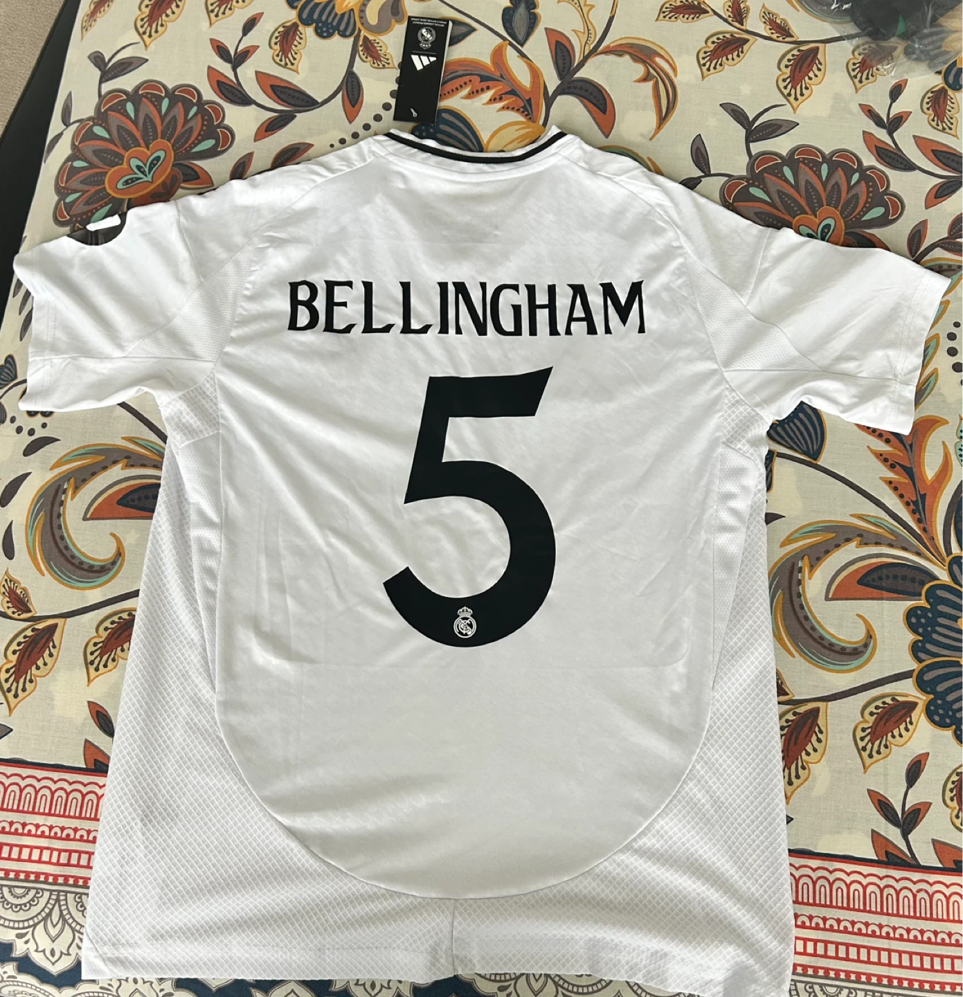 Adidas Real Madrid Bellingham 5 Home Jersey Size M - photo 2