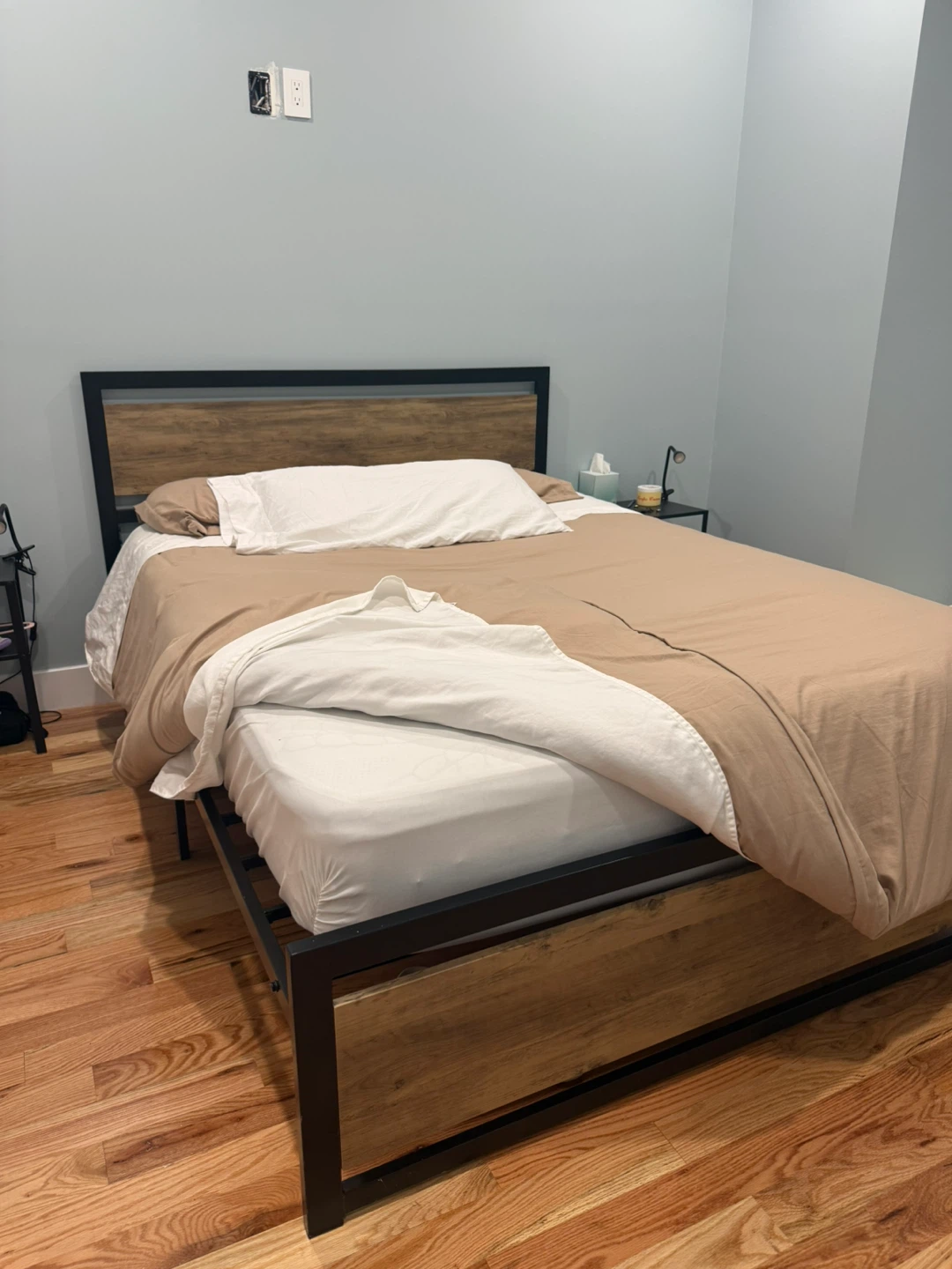 Queen Size Bed with Wood Headboard