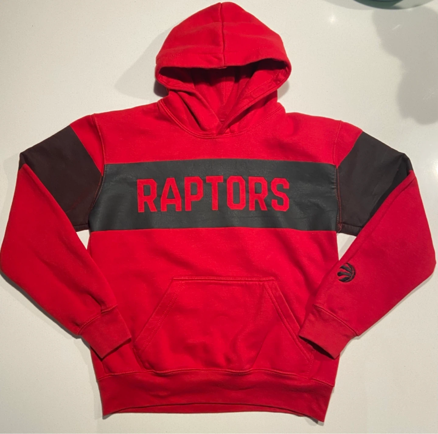 Boys NBA Toronto Raptors Hoodie Size M