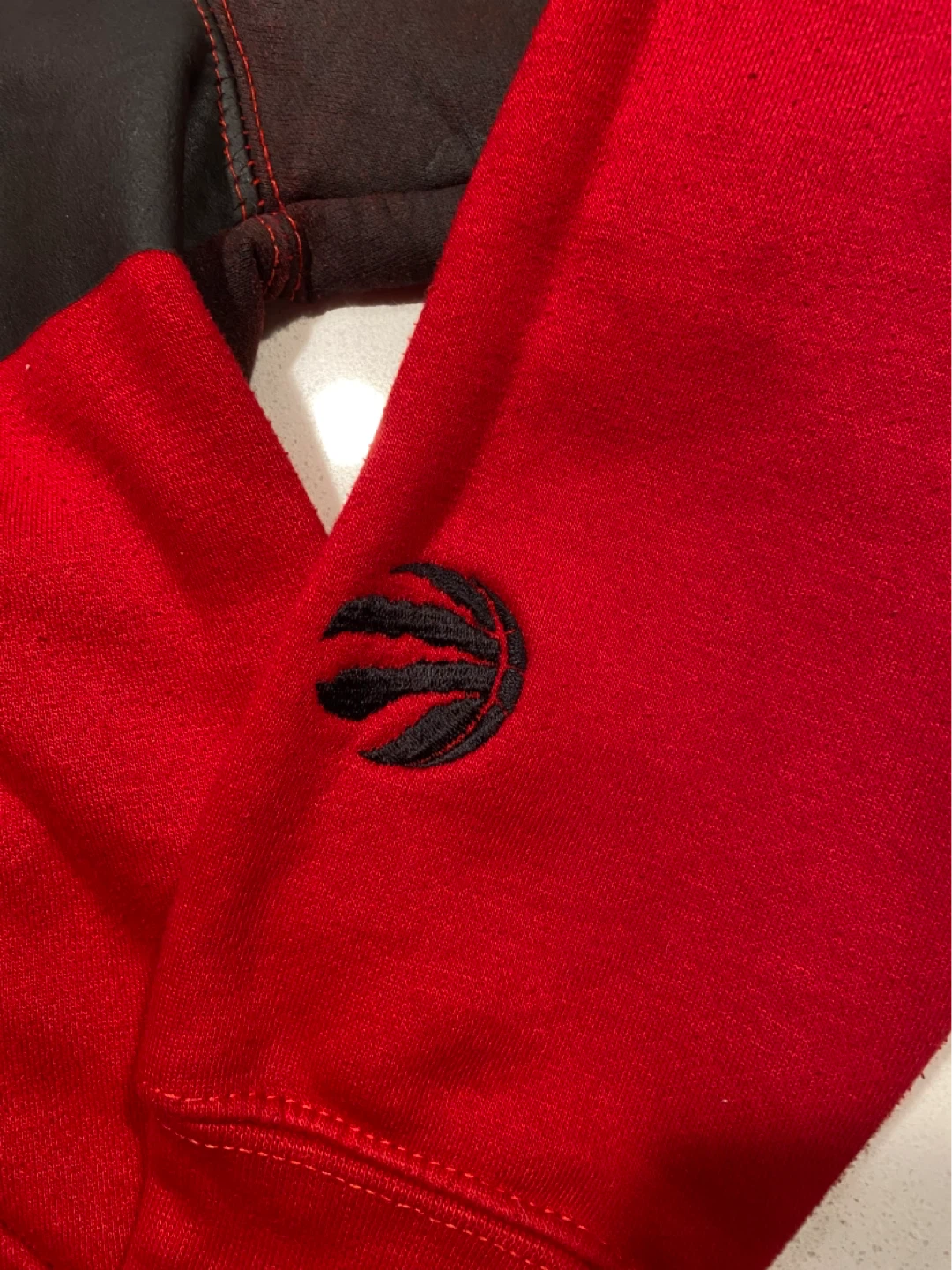Boys NBA Toronto Raptors Hoodie Size M - photo 2