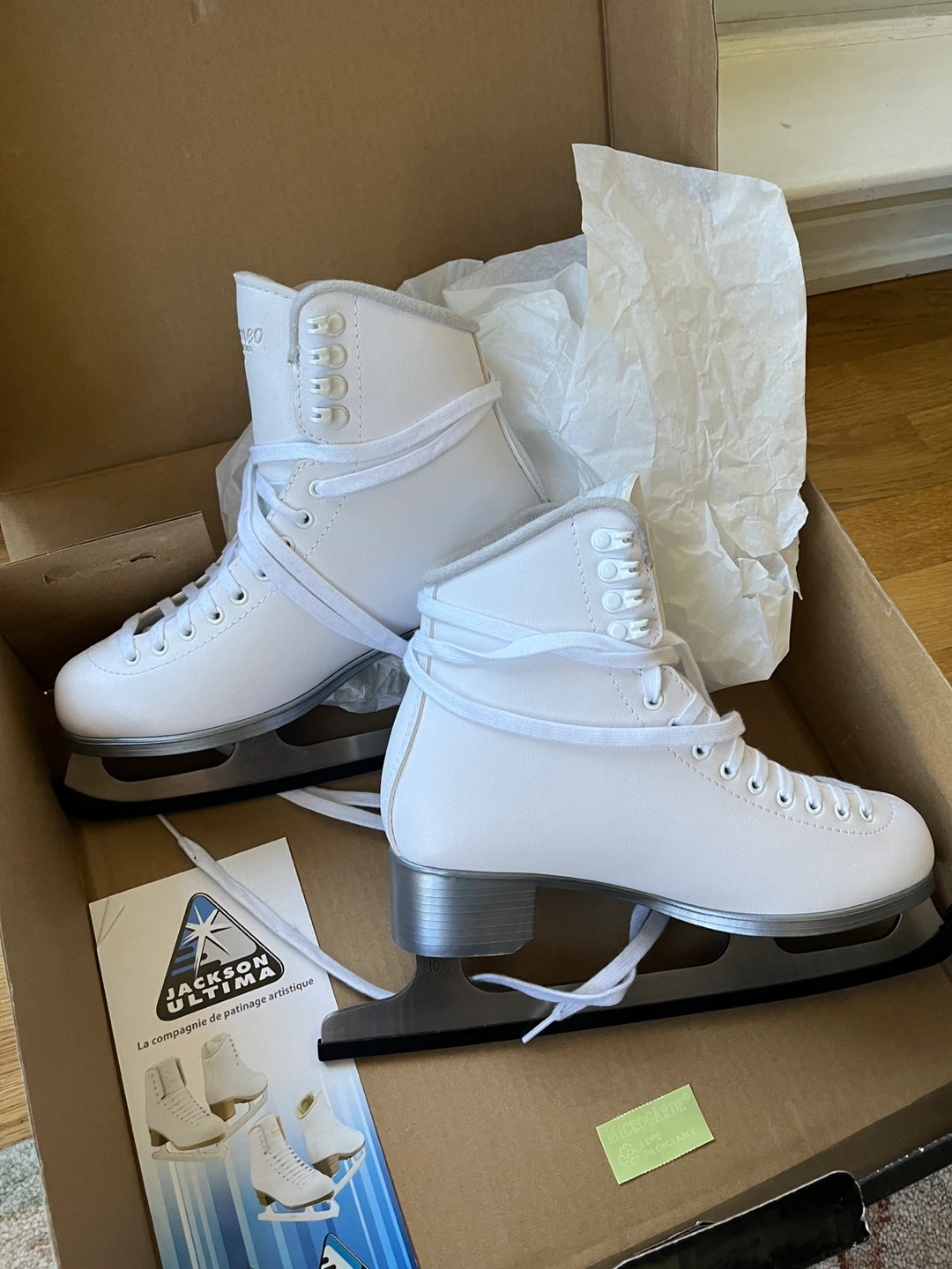 Jackson Ultima Figure Skates - White - Size 8 - photo 2