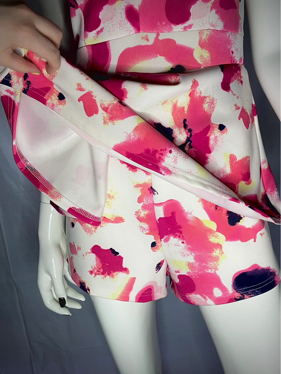 Women's Abstract Floral Print Romper - photo 4