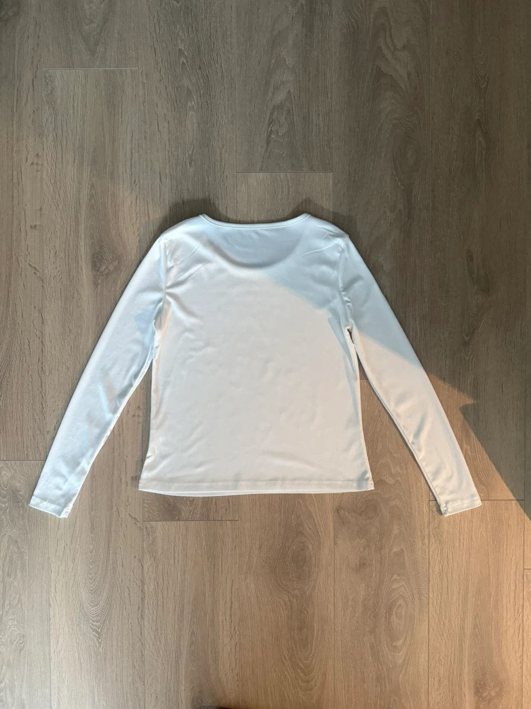 White Long Sleeve Graphic Tee with Guitar Design - photo 2