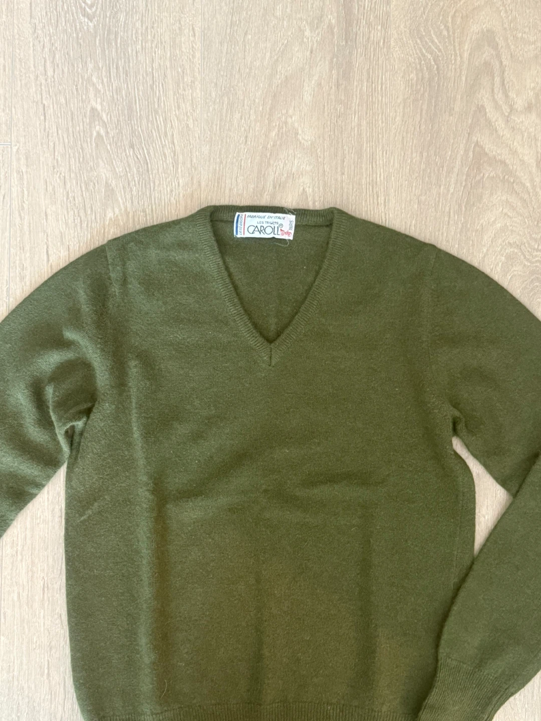 CAROLS V-Neck Sweater Olive Green - photo 3