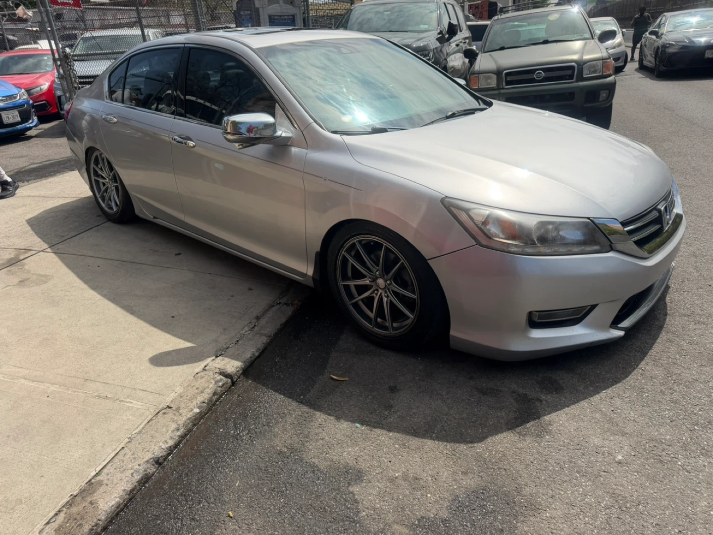 2016 Honda Accord V6 Touring Sedan - photo 2