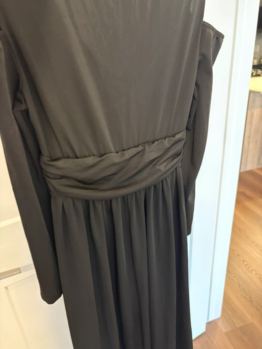 CHICME Black Cold Shoulder Maxi Dress - photo 2
