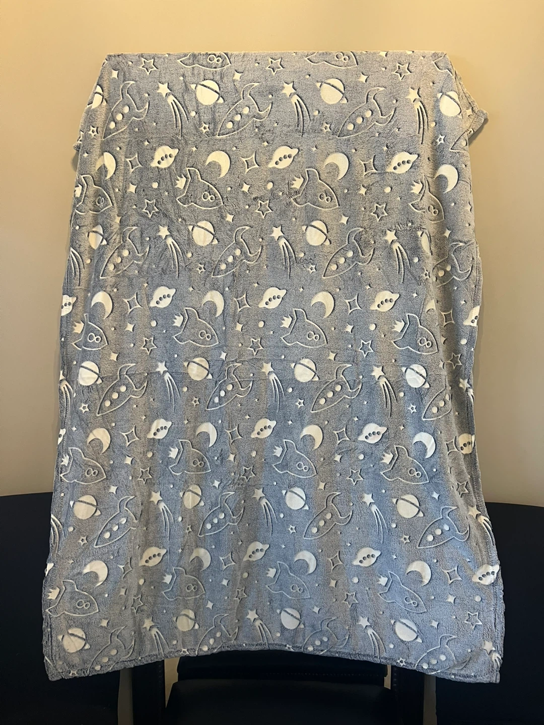 NEW Glow in the Dark Throw Blankets - $20 each - photo 2
