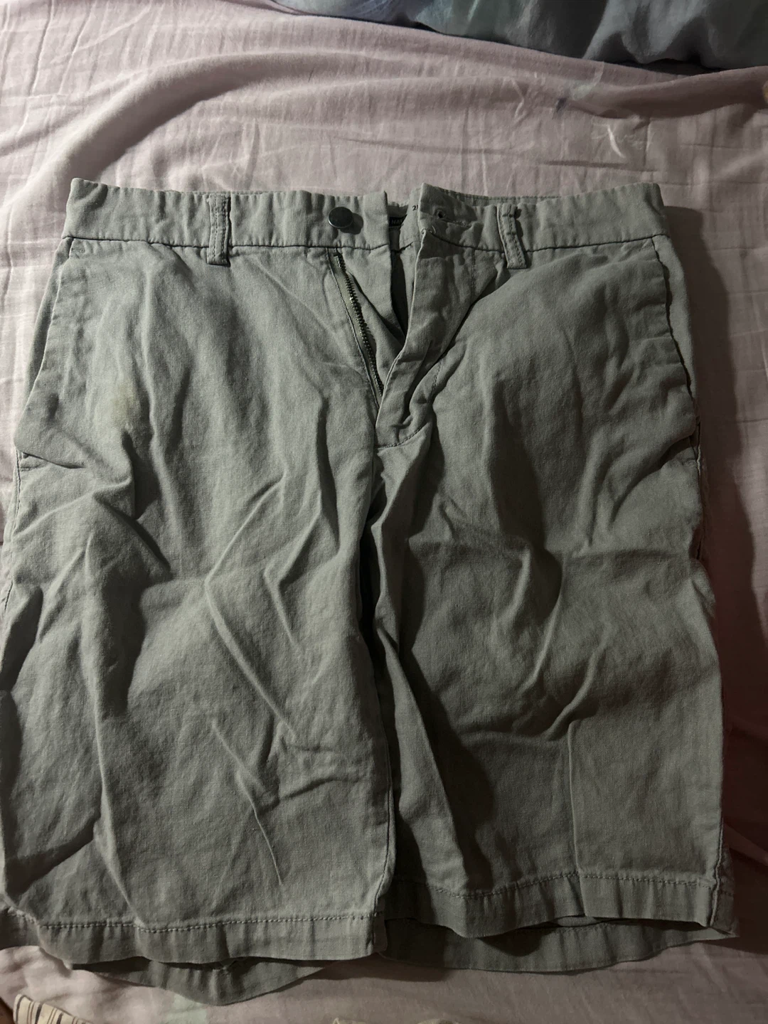 Old Navy Slim Fit Shorts Size 28 Grey