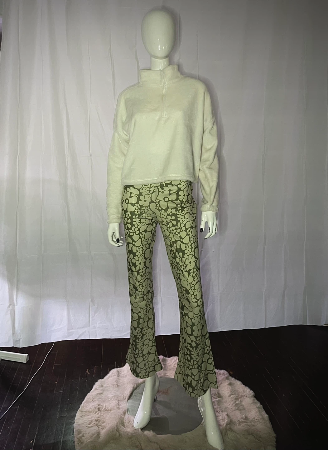 Groovy Green Floral Flare Pants - photo 2