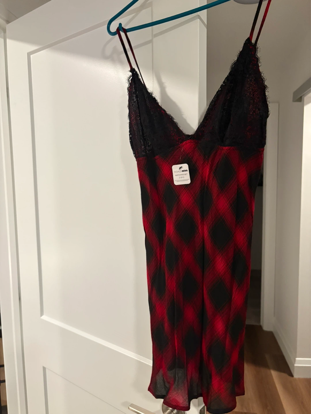 Fashion Nova Red & Black Plaid Matching Set - photo 3