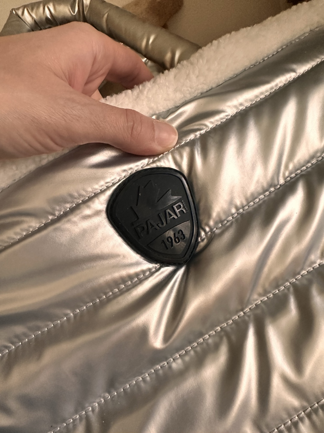 Pajar Canada Silver Puffer Bag with Shearling Trim - photo 3