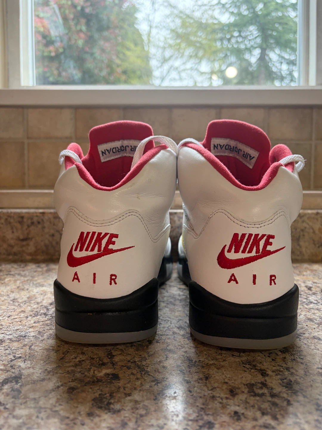 Air Jordan 5 Retro 'Fire Red' White Sneakers - photo 2