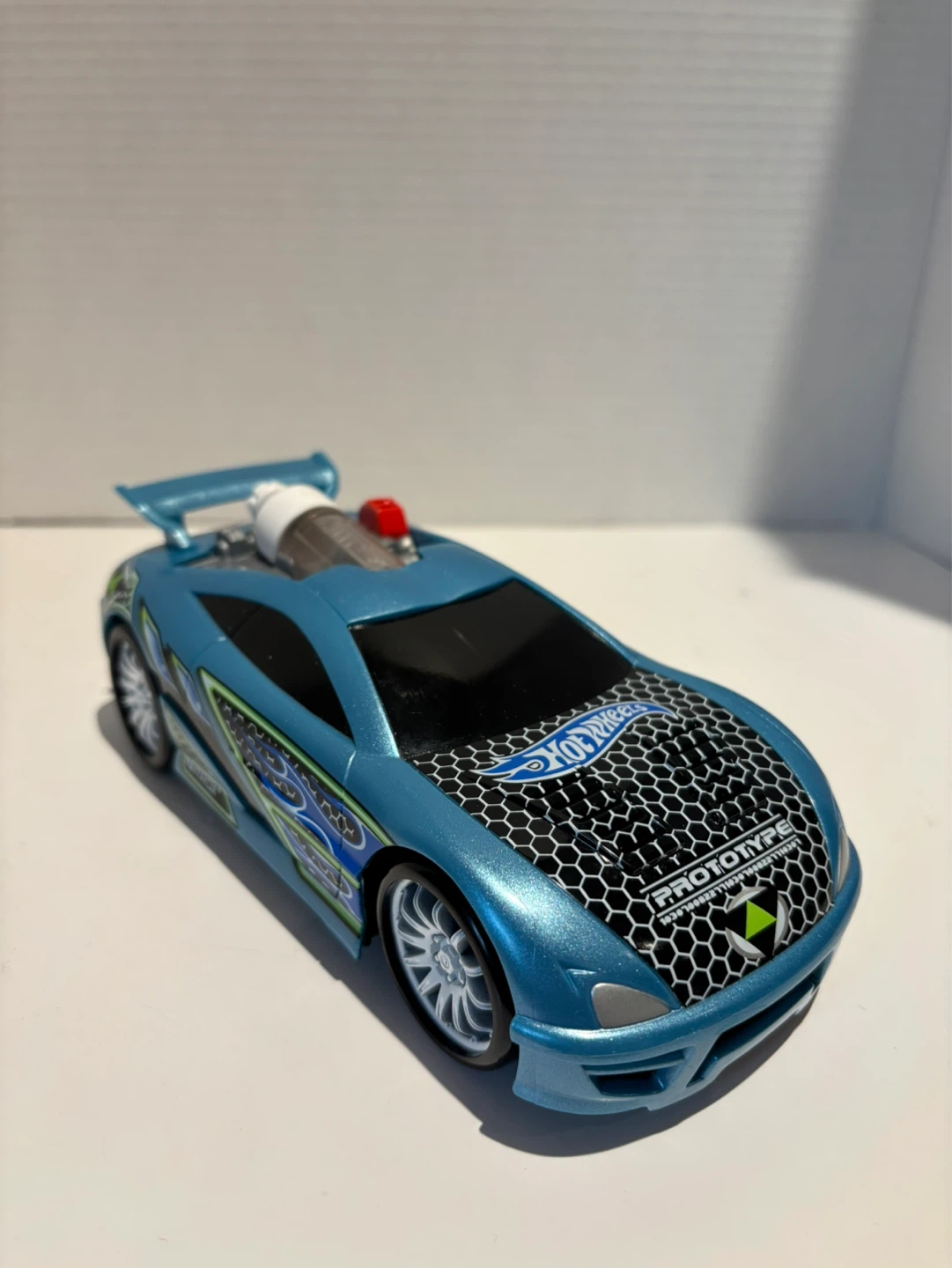 Hot Wheels Nitro-X Prototype Toy Car - photo 2