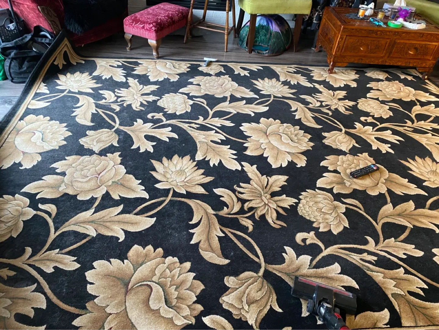 Area Rug - Black/Gold - 7'10" x 10' - photo 2