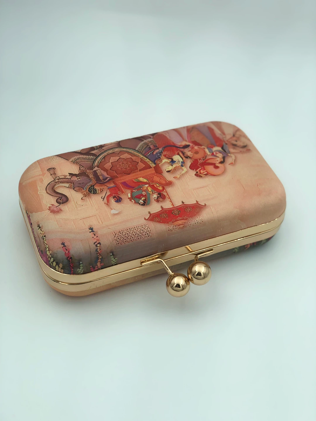 Clutch purse with Indian wedding procession motif - photo 3