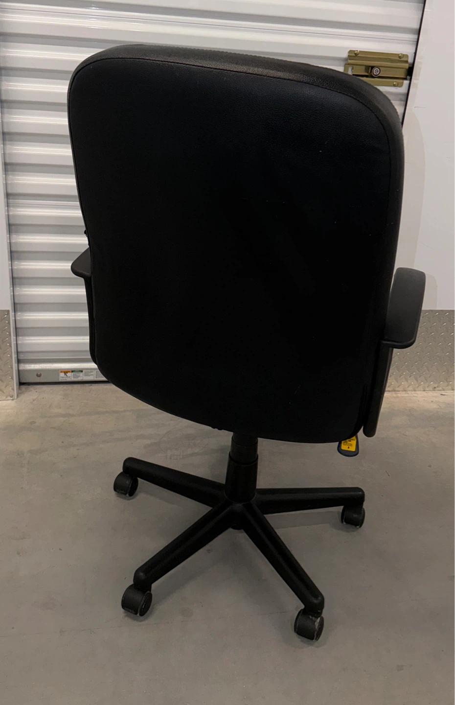 Black Leather Office Chair - photo 4
