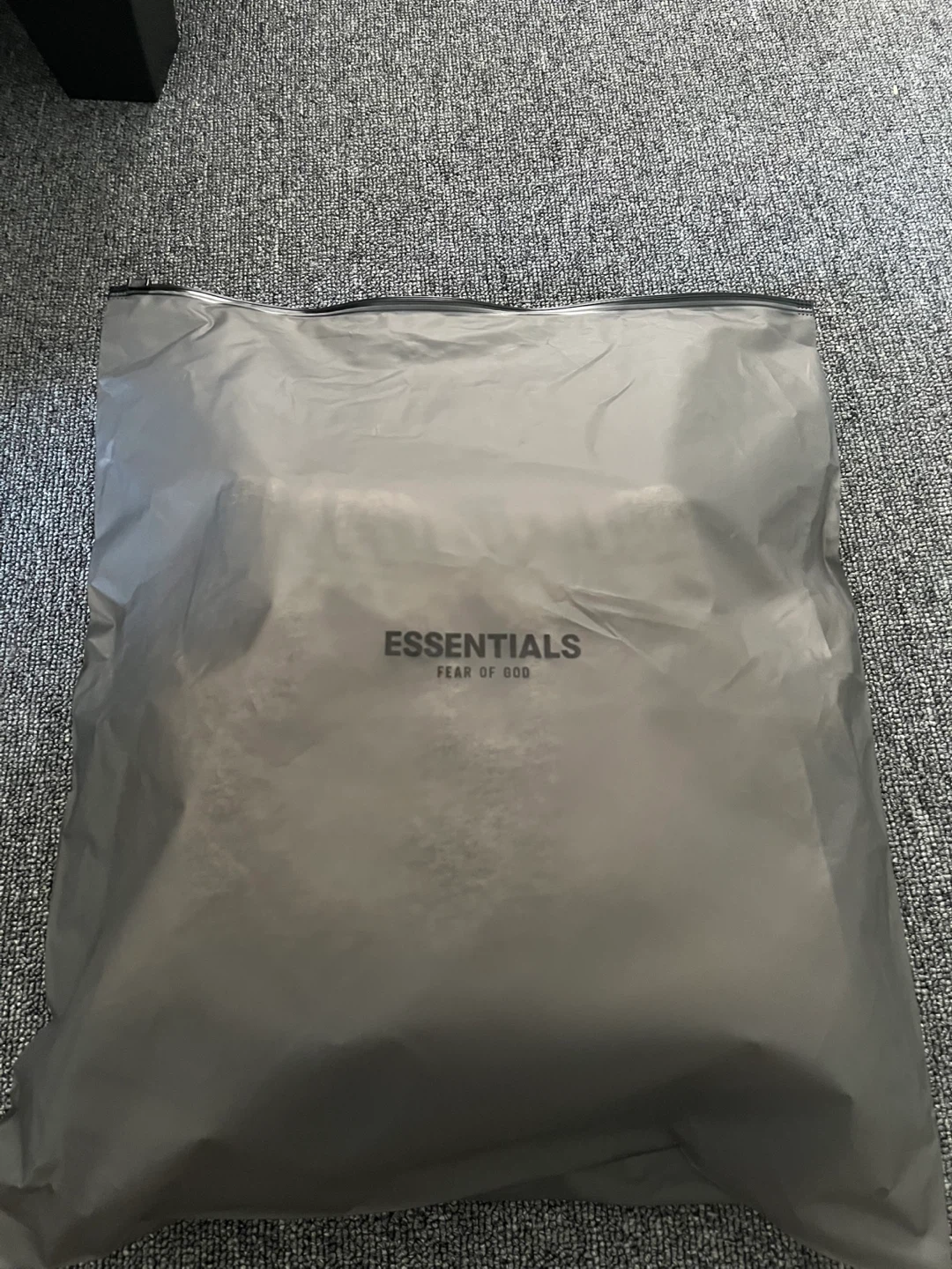 Essentials Fear of God Grey Sweat Shorts Size M - photo 4