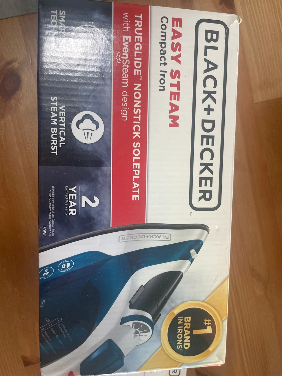 BLACK+DECKER Iron - Easy Steam Compact Iron IR06V