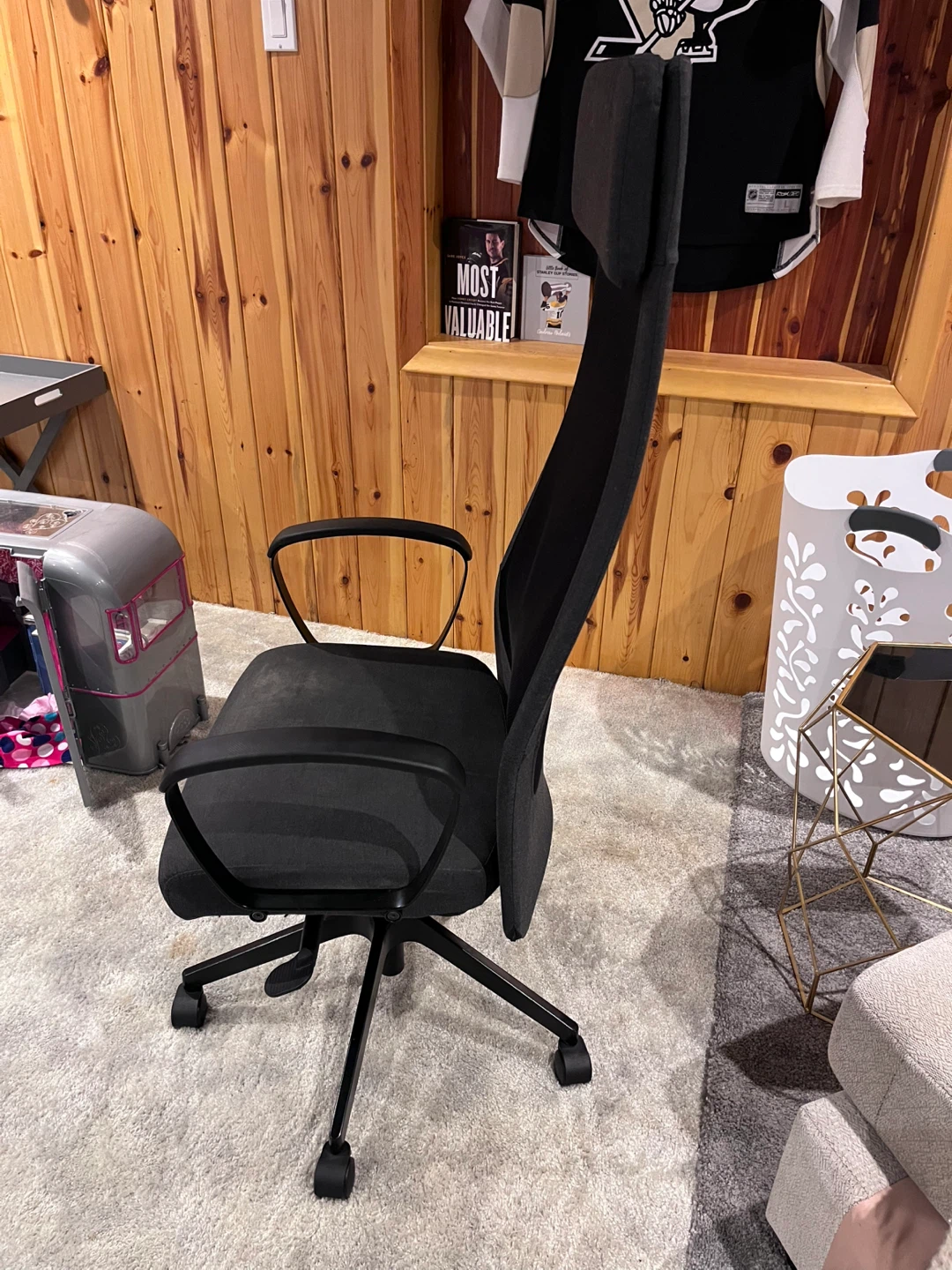 Black Mesh Office Chair - photo 2